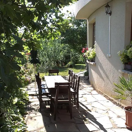 بيت ضيافة Vila Krista